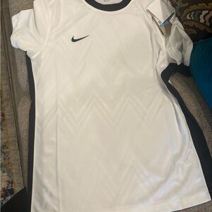 Nike White and Black Short-Sleeve Athletic Tee